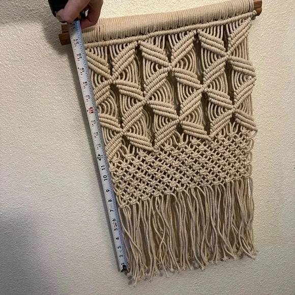 Macrame decor 2 of the same, both included in price - Picture 4 of 7